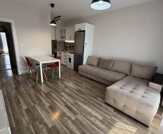 Дава се под наем Двустаен апартамент в Пловдив, Христо Смирненски - 72 кв.м за 460 € - Снимка #1