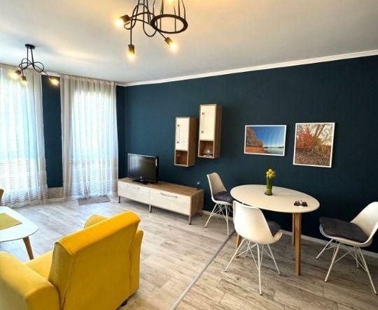 Дава се под наем Двустаен апартамент в Пловдив, Каменица 1 - 78 кв.м за 562 € - Снимка #1