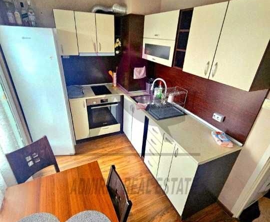 Дава се под наем Тристаен апартамент в Варна, Левски - 65 кв.м за 600 € - Снимка #1