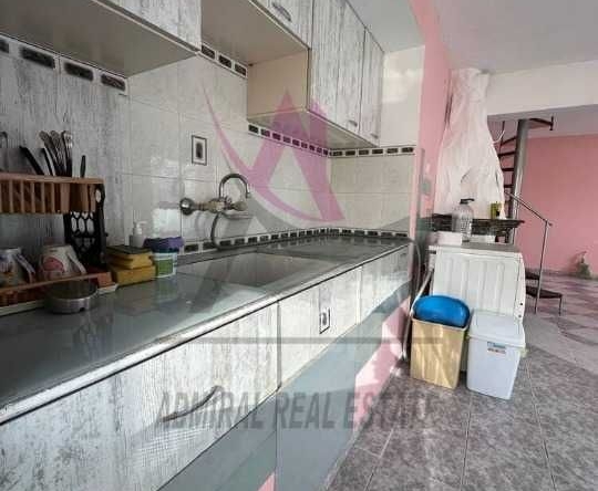 Дава се под наем Мезонет в Варна, Колхозен пазар - 60 кв.м за 453.39 € - Снимка #1