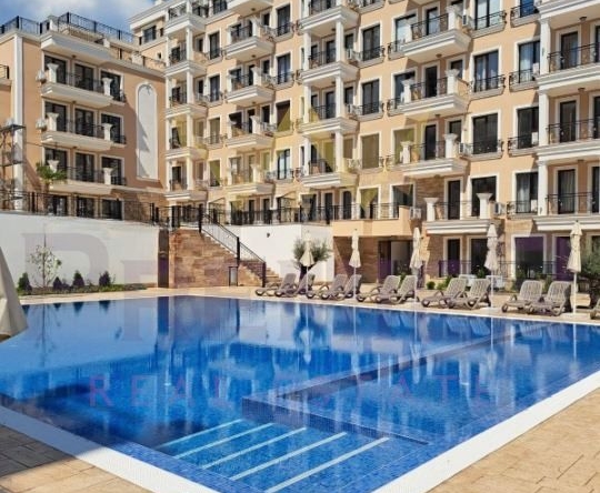 Едностаен апартамент в Свети Влас - 41 кв.м за 896 €/кв.м - Снимка #1