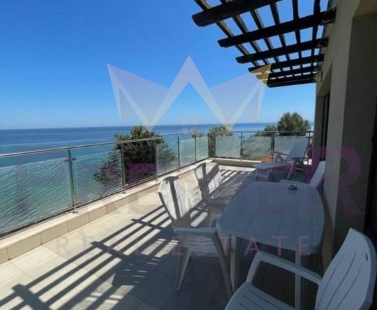 Тристаен апартамент в Бяла - 120 кв.м за 529 €/кв.м - Снимка #1