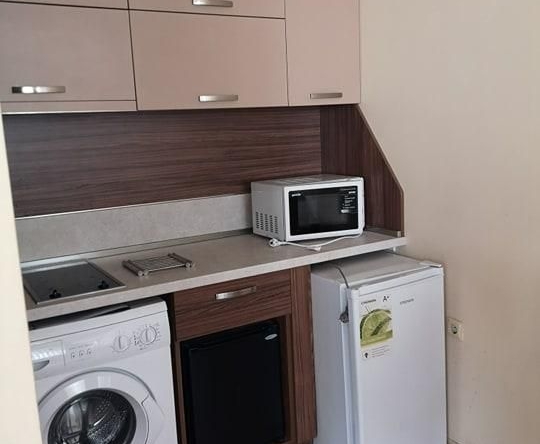 Дава се под наем Едностаен апартамент в Варна, Окръжна болница - 40 кв.м за 250 € - Снимка #1