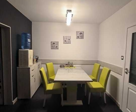Тристаен апартамент в София, Център - 88 кв.м за 1391 €/кв.м - Снимка #1