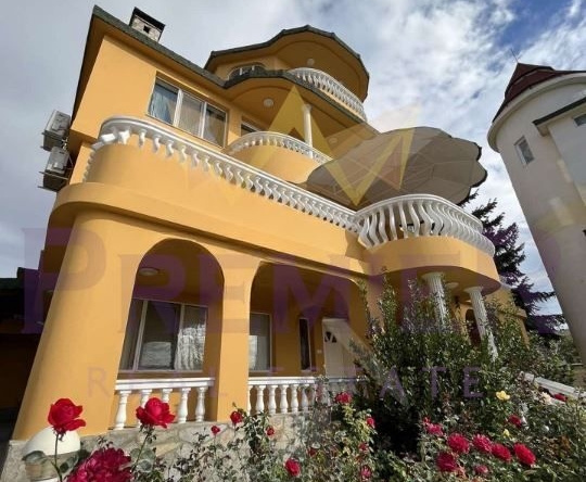 Къща в Варна, м-т Траката - 500 кв.м за 1010 €/кв.м - Снимка #1