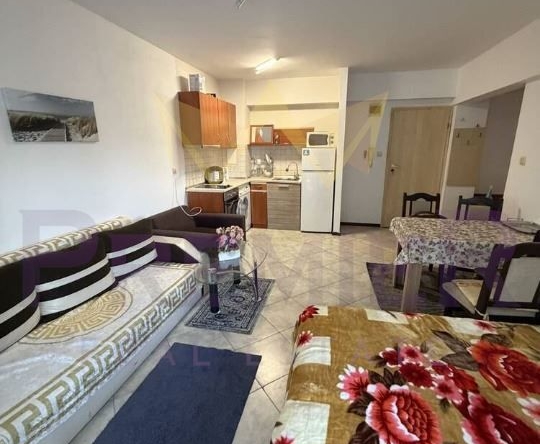 Двустаен апартамент в к.к. Слънчев бряг - 65 кв.м за 667 €/кв.м - Снимка #1