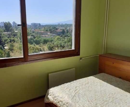 Тристаен апартамент в София, Модерно предградие - 71 кв.м за 1114 €/кв.м - Снимка #1