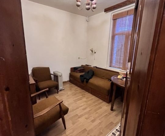 Къща в София, Център - 120 кв.м за 1250 €/кв.м - Снимка #1
