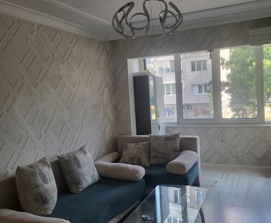 Дава се под наем Тристаен апартамент в София, Сухата река - 95 кв.м за 715 € - Снимка #1