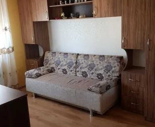 Дава се под наем Едностаен апартамент в Пловдив, Изгрев - 45 кв.м за 153 € - Снимка #1