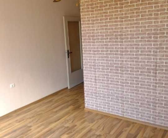 Дава се под наем Едностаен апартамент в София, Център - 28 кв.м за 225 € - Снимка #1