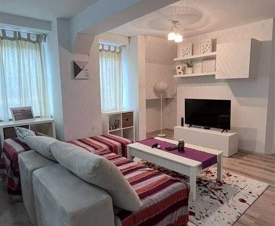 Дава се под наем Двустаен апартамент в София, Люлин 3 - 62 кв.м за 561 € - Снимка #1