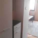 Дава се под наем Тристаен апартамент в Пловдив, Остромила - 90 кв.м за 357 € - Снимка #1