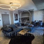 Двустаен апартамент в Пловдив, Център - 97 кв.м за 2011 €/кв.м - Снимка #1