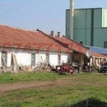 Промишлена сграда в Летница - 970 кв.м за 82 €/кв.м - Снимка #1