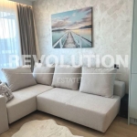 Дава се под наем Двустаен апартамент в к.к. Св.Св. Константин и Елена - 75 кв.м за 1196.97 € - Снимка #1