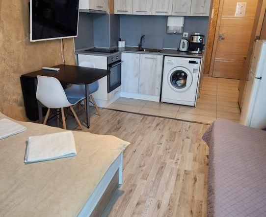 Дава се под наем Едностаен апартамент в София, Студентски град - 35 кв.м за 550 € - Снимка #1