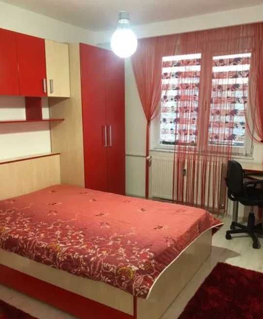 Дава се под наем Едностаен апартамент в Пловдив, Изгрев - 45 кв.м за 255 € - Снимка #1