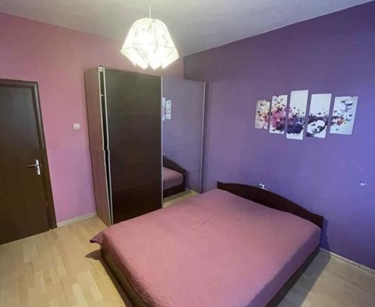 Дава се под наем Етаж от къща в София, Левски В - 70 кв.м за 500 € - Снимка #1