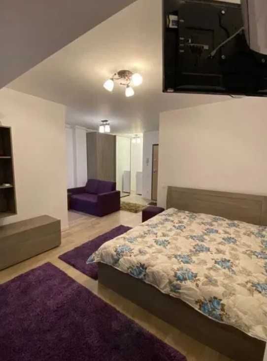 Дава се под наем Едностаен апартамент в Пловдив, Център - 27 кв.м за 127.5 € - Снимка #1