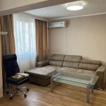 Дава се под наем Тристаен апартамент в Пловдив, Кършияка - 93 кв.м за 612 € - Снимка #1