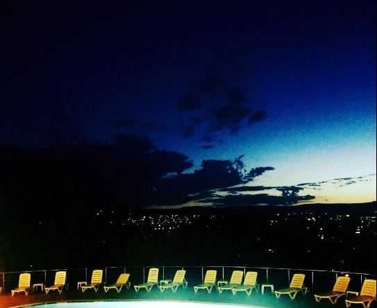 Хотел в Ловеч, Вароша - 1920 кв.м за 938 €/кв.м - Снимка #1