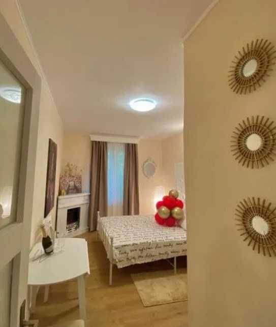 Дава се под наем Едностаен апартамент в Пловдив, Център - 27 кв.м за 153 € - Снимка #1