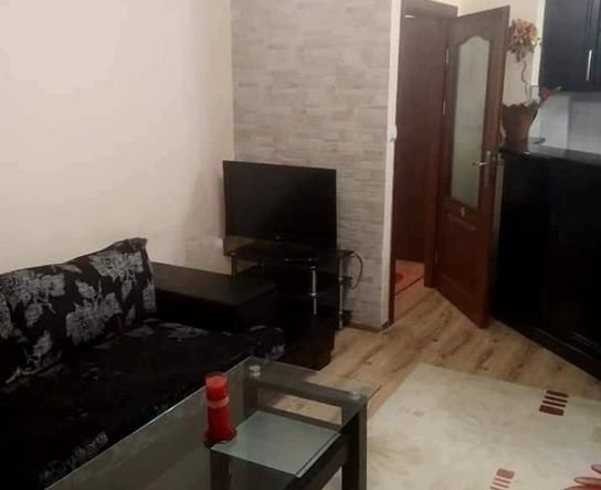 Дава се под наем Двустаен апартамент в Пловдив, Кючук Париж - 63 кв.м за 440 € - Снимка #1