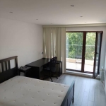 Дава се под наем Тристаен апартамент в София, Оборище - 90 кв.м за 900 € - Снимка #1