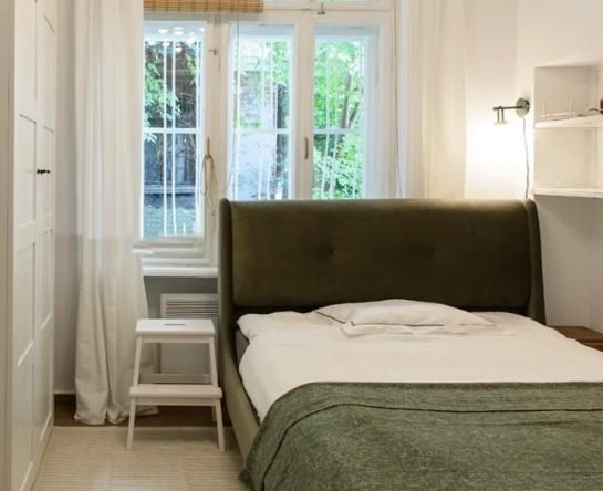 Дава се под наем Едностаен апартамент в София, Център - 27 кв.м за 450 € - Снимка #1