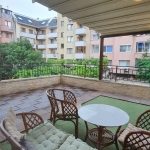 Дава се под наем Тристаен апартамент в Варна, Левски - 110 кв.м за 847.62 € - Снимка #1