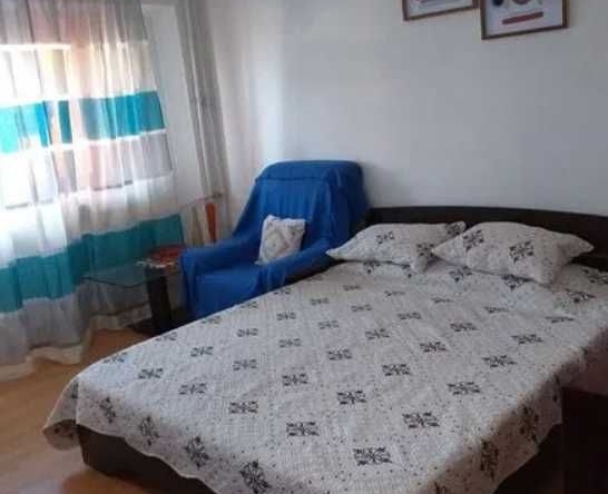 Дава се под наем Едностаен апартамент в Пловдив, Каменица 1 - 30 кв.м за 193.8 € - Снимка #1