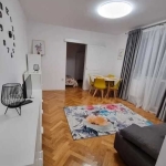 Дава се под наем Тристаен апартамент в Пловдив, Център - 72 кв.м за 234.6 € - Снимка #1