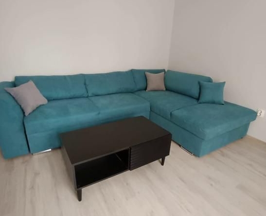 Дава се под наем Тристаен апартамент в София, Център - 70 кв.м за 600 € - Снимка #1