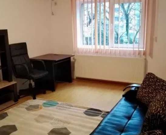 Дава се под наем Двустаен апартамент в Пловдив, Каменица 1 - 65 кв.м за 275.4 € - Снимка #1