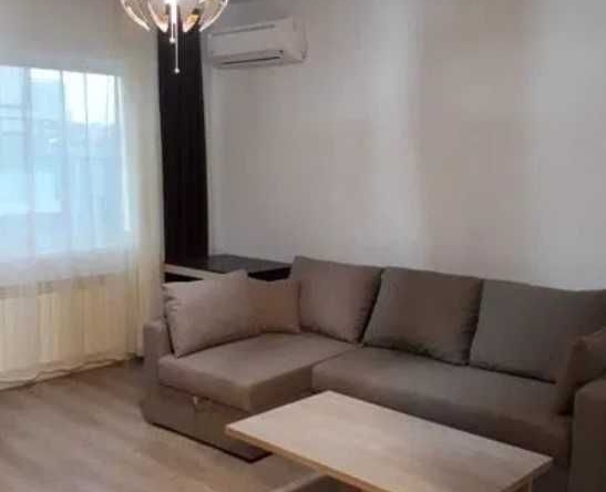 Дава се под наем Едностаен апартамент в Пловдив, Кючук Париж - 45 кв.м за 178.5 € - Снимка #1