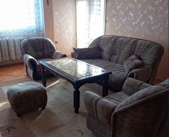 Дава се под наем Тристаен апартамент в София, Младост 4 - 105 кв.м за 675 € - Снимка #1