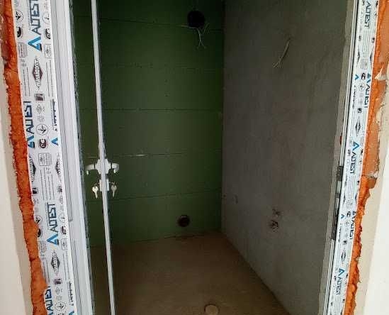 Магазин в Бургас, Меден рудник - зона А - 300 кв.м за 255 €/кв.м - Снимка #1