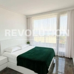 Дава се под наем Тристаен апартамент в Варна, Галата - 122 кв.м за 1445.85 € - Снимка #1