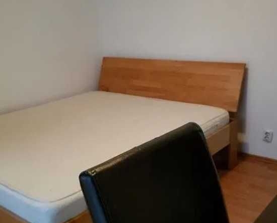 Дава се под наем Тристаен апартамент в Пловдив, Център - 76 кв.м за 214.2 € - Снимка #1