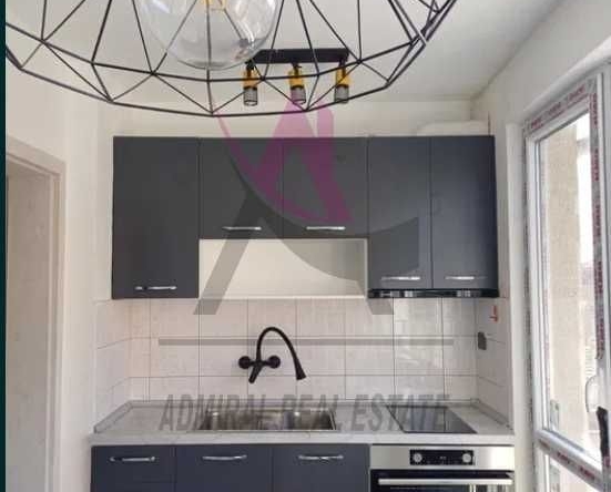 Дава се под наем Тристаен апартамент в Варна, Колхозен пазар - 72 кв.м за 400 € - Снимка #1