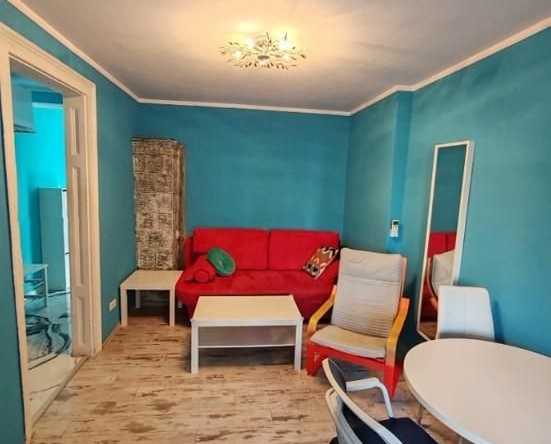 Дава се под наем Двустаен апартамент в София, Център - 62 кв.м за 650 € - Снимка #1