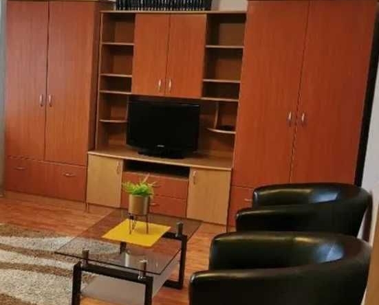 Дава се под наем Двустаен апартамент в Пловдив, Беломорски - 60 кв.м за 260.1 € - Снимка #1