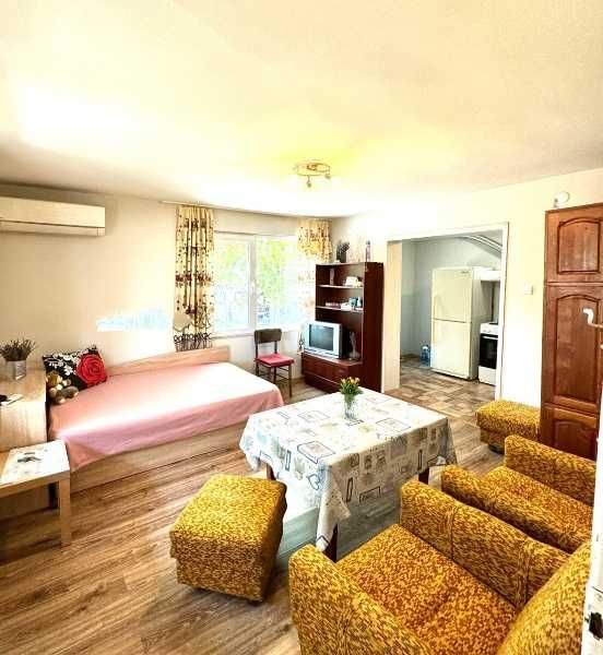 Къща в с. Калековец, Област Пловдив - 160 кв.м за 670 €/кв.м - Снимка #1