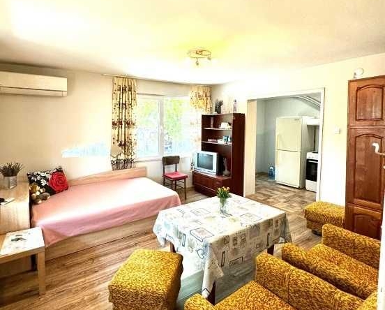 Къща в Пловдив, Център - 160 кв.м за 1313 €/кв.м - Снимка #1