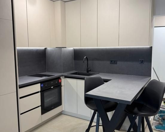 Дава се под наем Едностаен апартамент в Пловдив, Западен - 40 кв.м за 459 € - Снимка #1