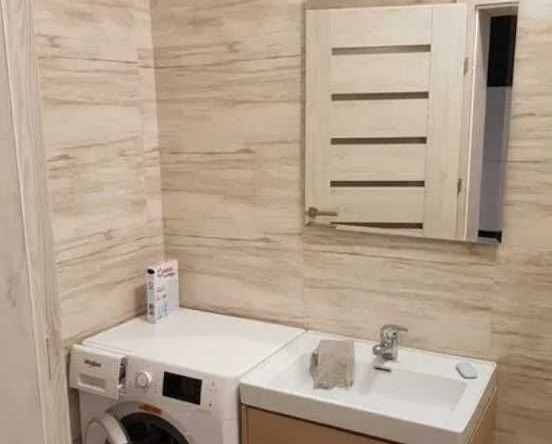 Дава се под наем Двустаен апартамент в Пловдив, Младежки Хълм - 55 кв.м за 248.88 € - Снимка #1