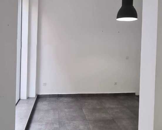 Магазин в София, Център - 47 кв.м за 2000 €/кв.м - Снимка #1