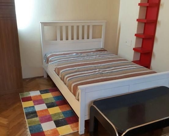 Дава се под наем Едностаен апартамент в София, Оборище - 37 кв.м за 562 € - Снимка #1