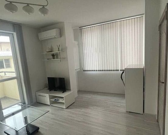 Дава се под наем Двустаен апартамент в Пловдив, Мараша - 56 кв.м за 280.5 € - Снимка #1